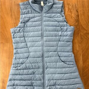 Lululemon Women's Pack It Down Vest Blue Size 8